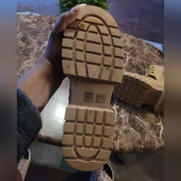 Beige High-Top Sneakers - Picture 4 of 8